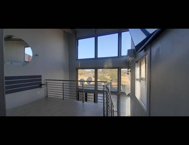 1 BEDROOM APARTMENT FOR SALE IN ROOIHUISKRAAL NORTH